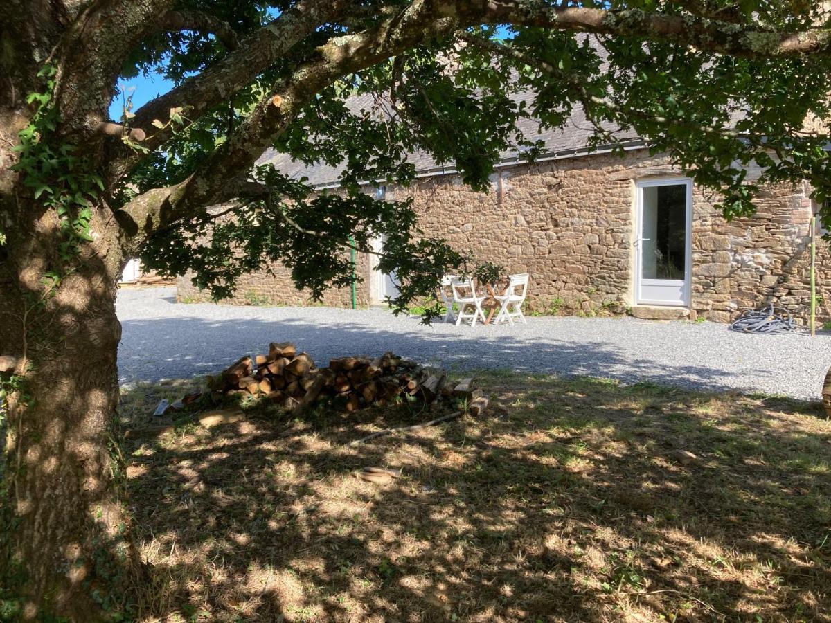 Jolie métairie d'une Seigneurie bretonne. Peaule Exterior foto